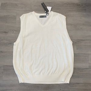 Oscar De La Renta XXL Egg Shell Sweater Vest